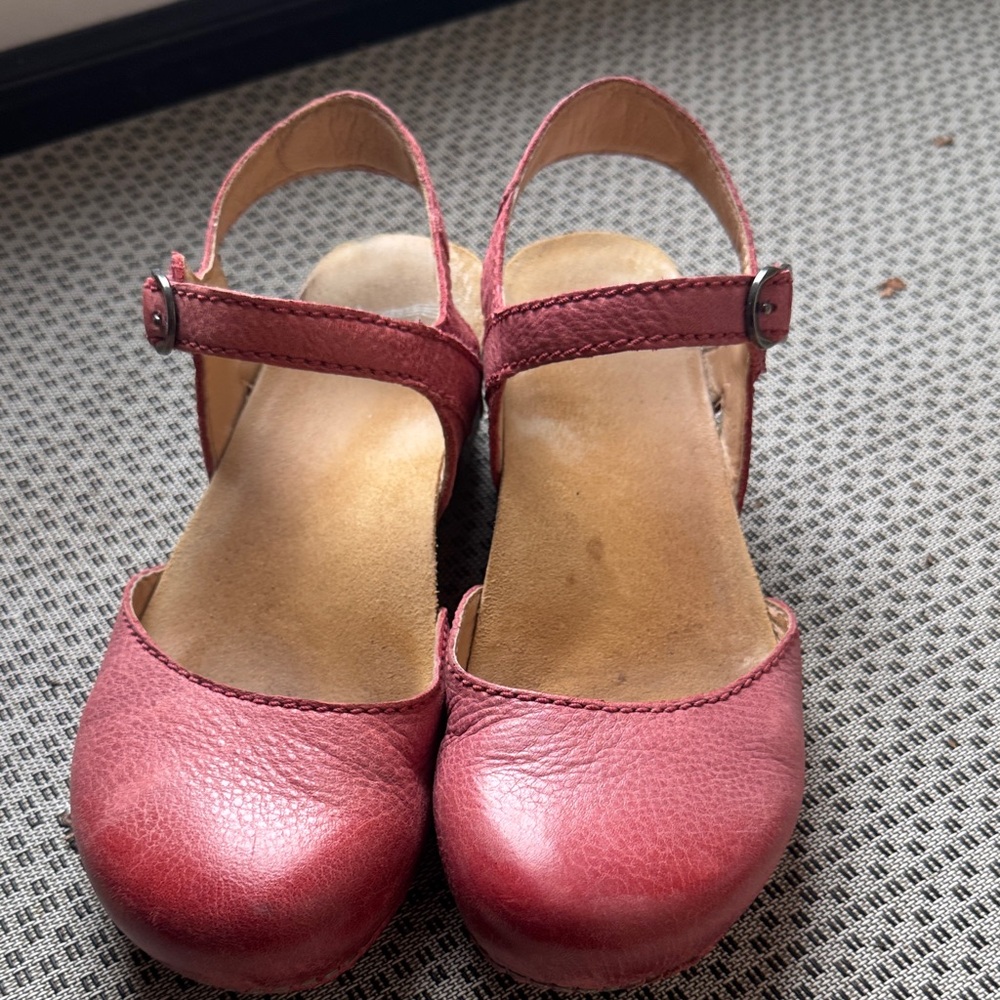 Dansko Tiffani sandal clogs size 38